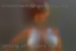 Jerking off woman smiles at me swingers Rockford.